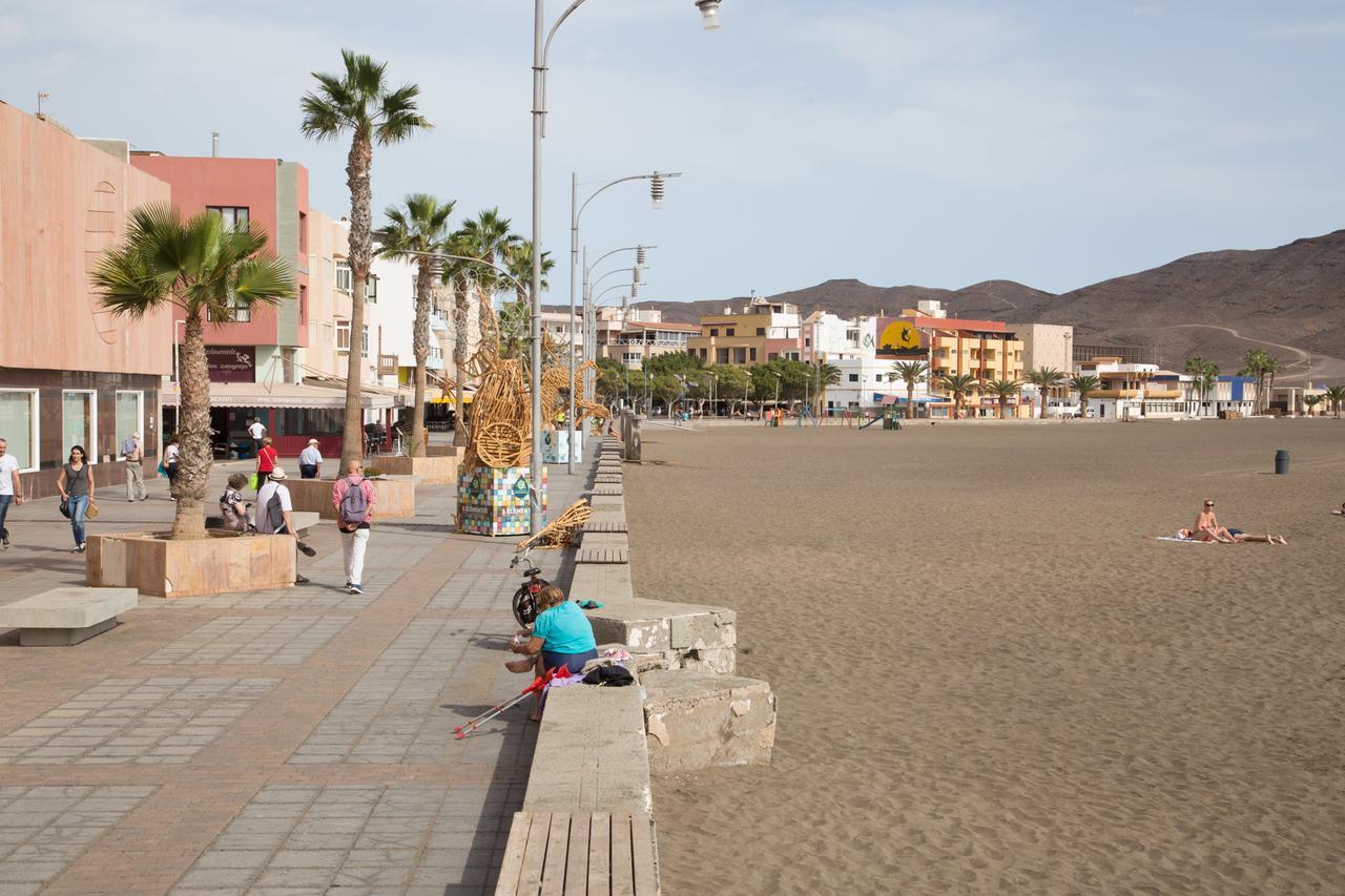Apartamento con ascensor Gran Tarajal Playa Bagian luar foto